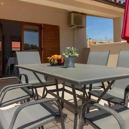 Beautiful Cissana With Private Pool Near The By Wiibuk * Peroj