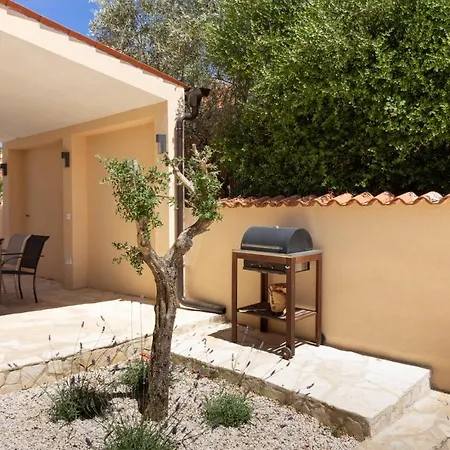 Villa Beautiful Cissana With Private Pool Near The By Wiibuk